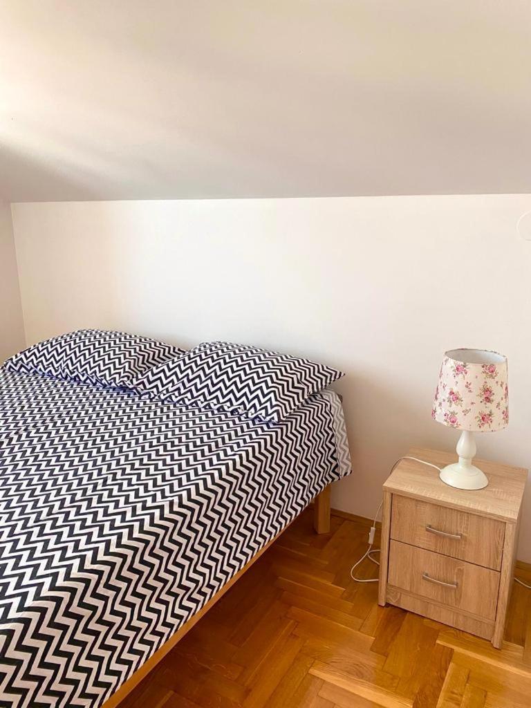 Apartment Prilaz Obali ドラマリ エクステリア 写真